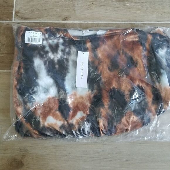 NWT Topshop Velour Sweatshirt - Picture 2 of 5